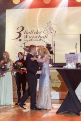 Ball-der-Wirtschaft-2025-foto-ronny-goetter-_RG71933